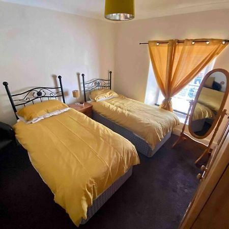 Digs Dre-Tremadog Apartment ภายนอก รูปภาพ