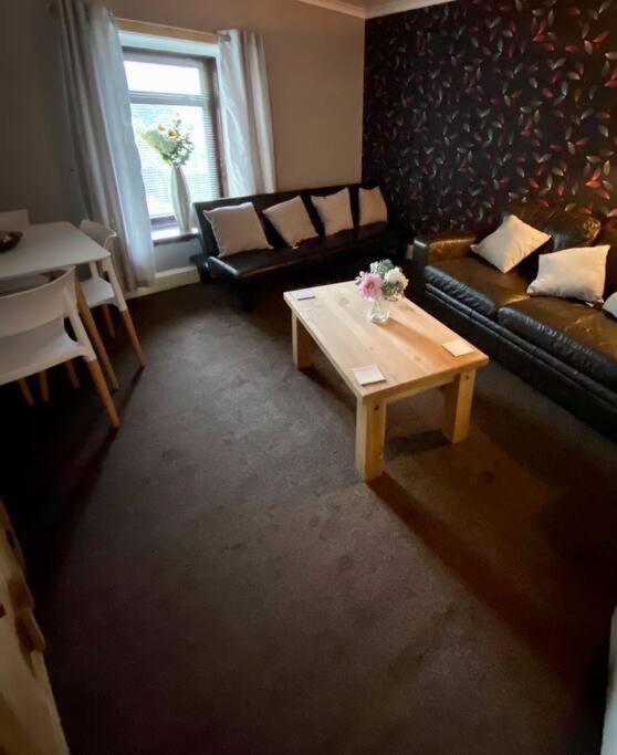 Digs Dre-Tremadog Apartment ภายนอก รูปภาพ